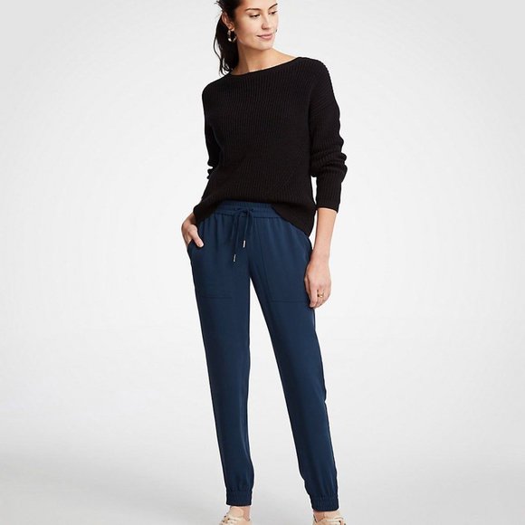 Ann Taylor Jogger Pant Size Small - Picture 2 of 4